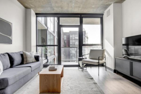 W Loop 1BR w Gym Pool Lounge 2 blocks from L CHI-486